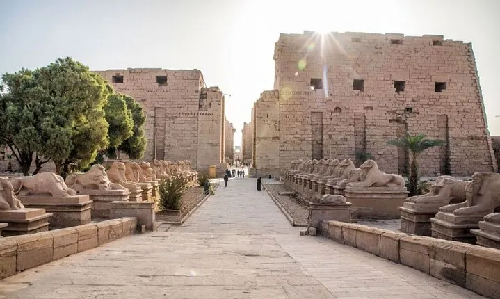Private Guided Tour to Karnak and Luxor temples