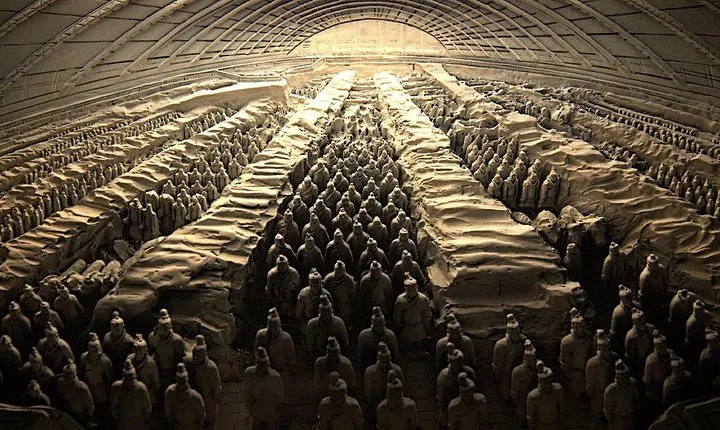 Private Xi'an Day Tour Including Hanyangling Museum And Terra-Cotta Warriors