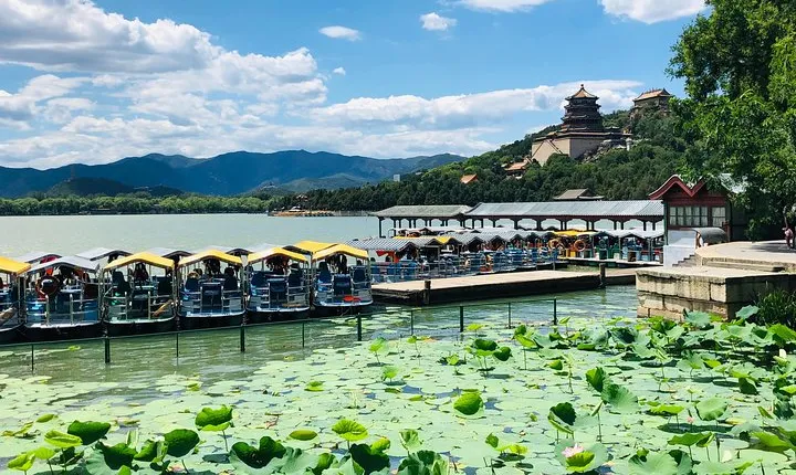 All Inclusive Tour to Summer Palace and 798 Art Zone