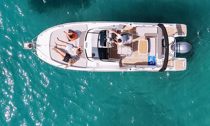 Elaphite Islands Luxury Private Boat Tour with Cap Camarat 7.5