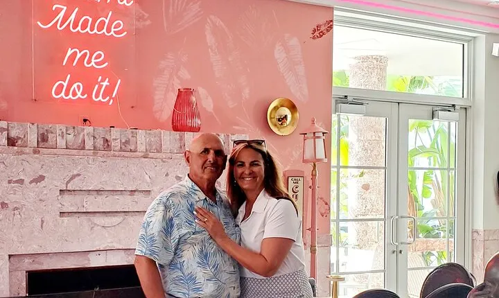 Miami Like a Local with Food & Drinks Tour