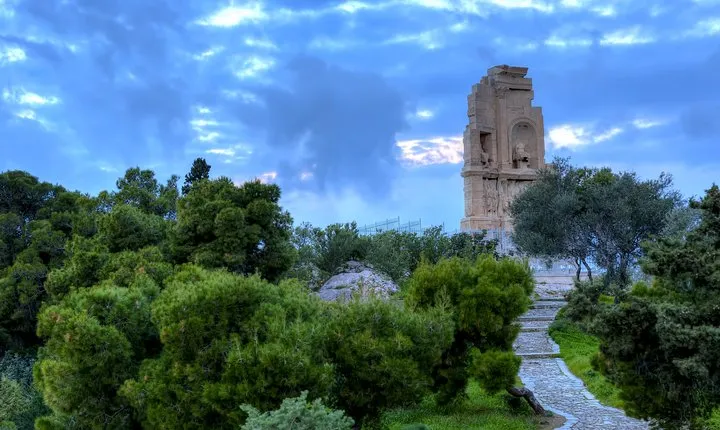 Private Acropolis and Acropolis Museum (Morning Walking Tour)