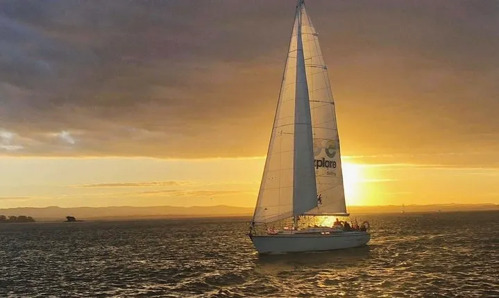 Auckland Harbour Sailboat Cruise Including Three Course Dinner