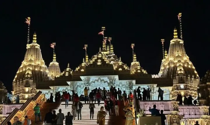 Abu Dhabi: BAPS Hindu Mandir Tour