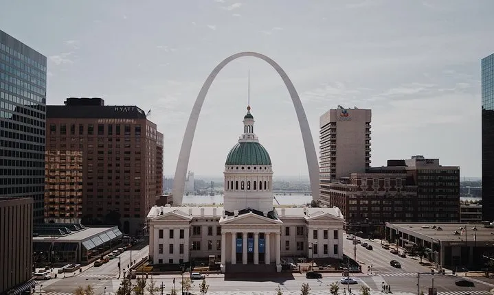 Walking Tour of the Saint Louis Fascinating History