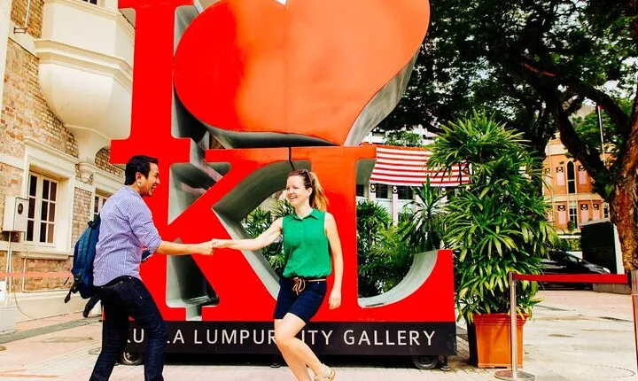 The Kuala Lumpur Explorer: A Guided Walking Tour