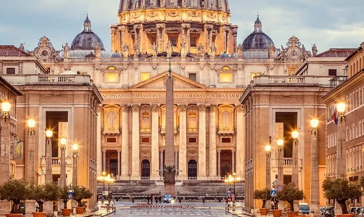 A Self-Guided Audio Tour of Rome and the Renaissance