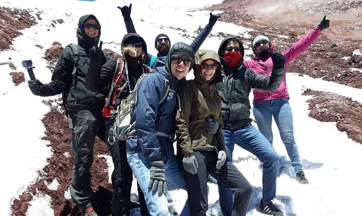 Cotopaxi + Quilotoa: Andes Tour 2 days 1 night