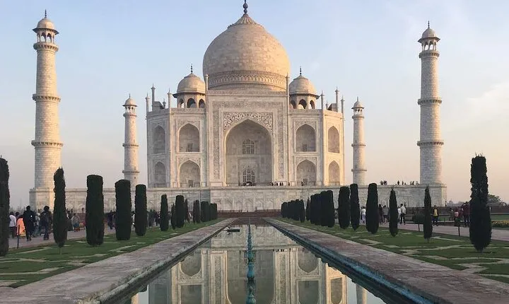5-Day Golden Triangle Private Tour in Delhi, Agra and Jaipur