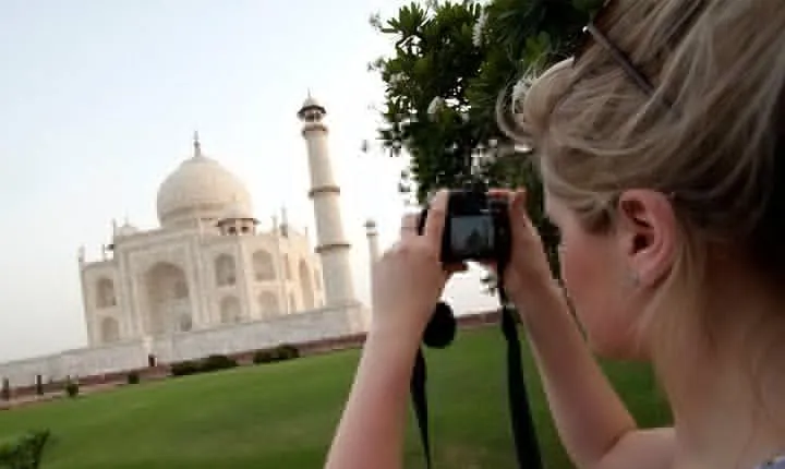 Day Trip to Taj Mahal & Agra Fort from Delhi by Car