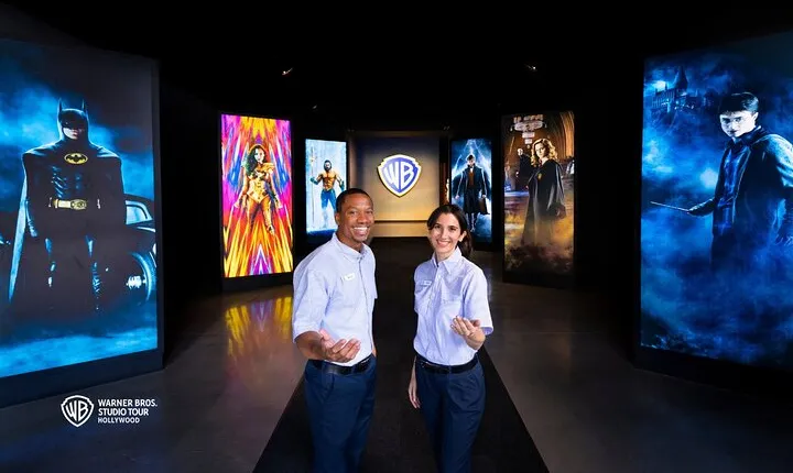 Bundle and Save: Warner Bros. Studio with Celebrity Homes Tour