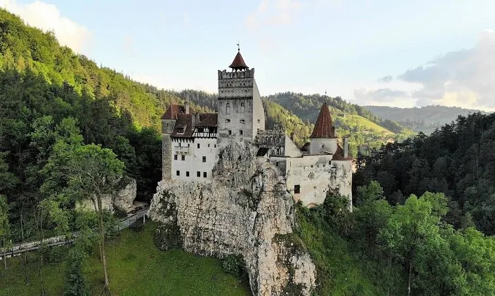 Dracula's Castle, Brașov city and Peleș Castle - Private tour