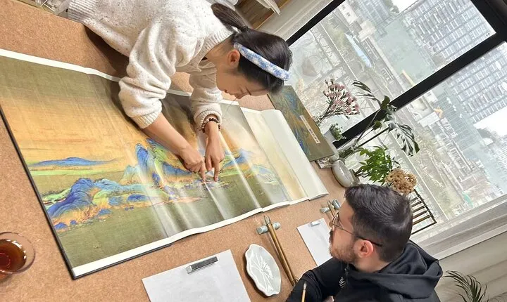 Chengdu Exclusive Chinese Painting Private MasterclassExperience