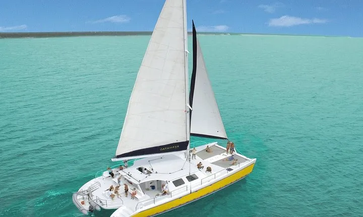 Catamaran and Snorkeling Combo Tour with Lunch