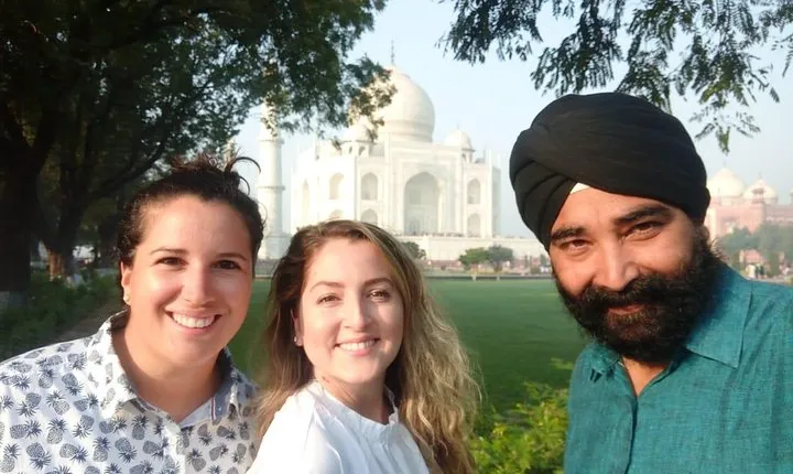 Adventure Taj Mahal & Agra Fort Tour without car