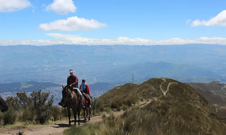 Private Half-Day Cable Car and Horseback Tour Above Quito