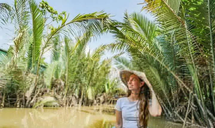 5-day Ho Chi Minh city Cu Chi Tunnels Vung Tau Beach