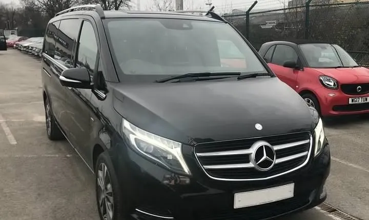 Private transfers between Luton Airport - London Paddington Train Station