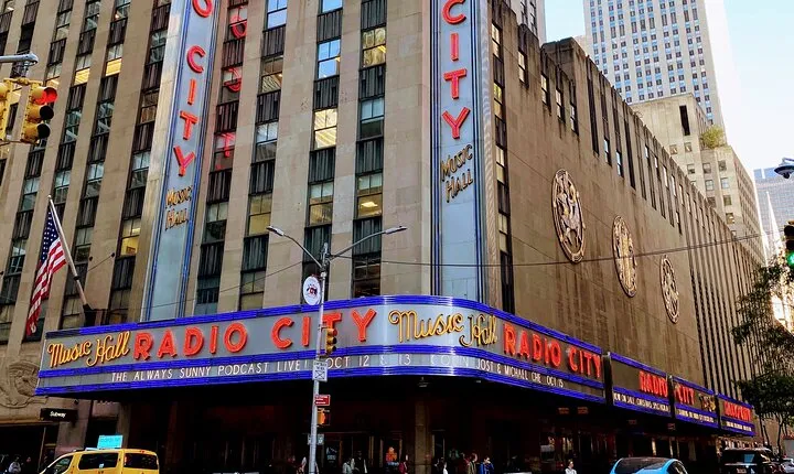 Midtown Wonders - Heart of NYC - Optional: Top of the Rock entry