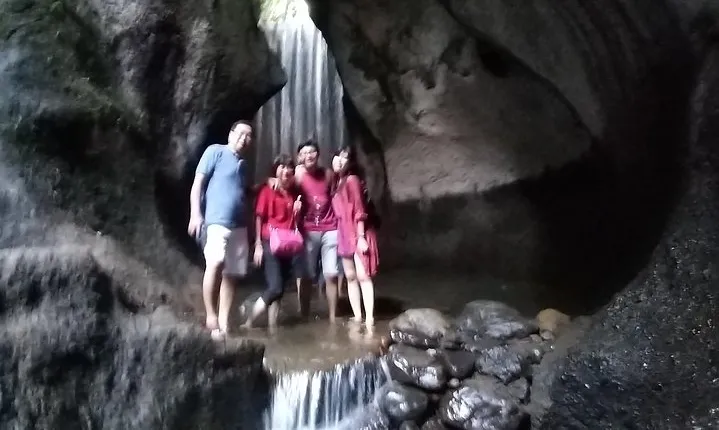 Instagram Tour