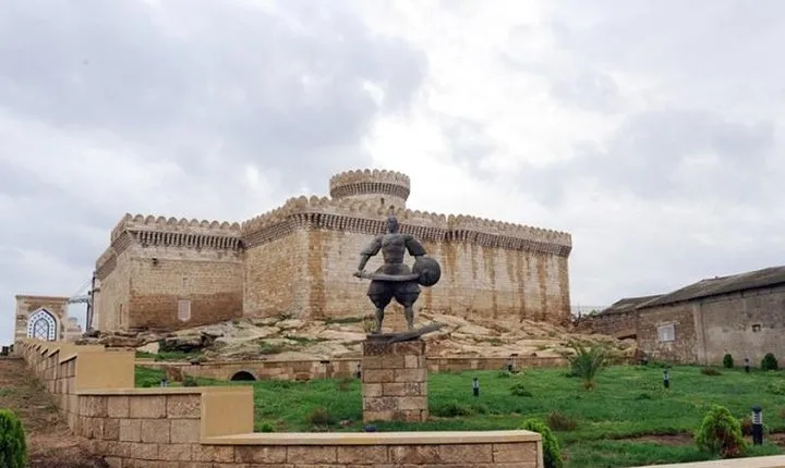Absheron Peninsula Tour - Qala, Mardakan, Yanar Dag & Ateshgah