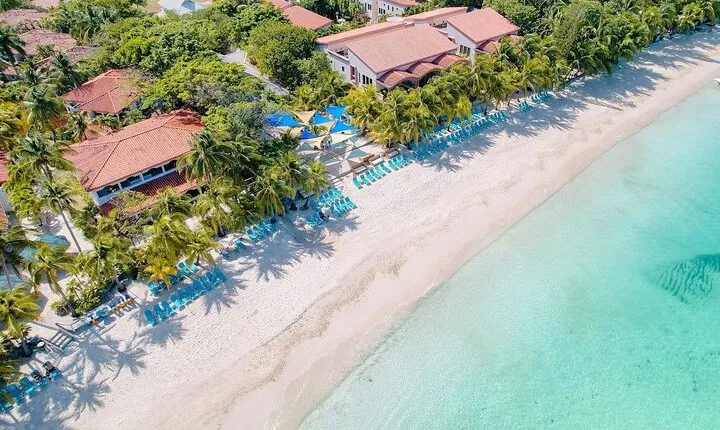 Luxury Beach Escape at San Simon – Excursion Day in Roatan