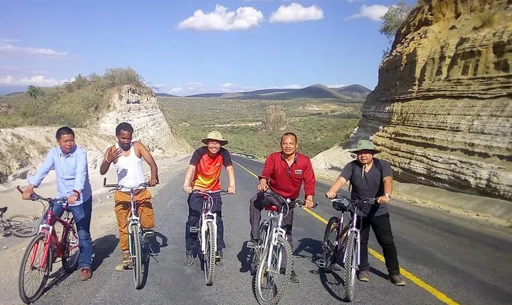 Hell's Gate & Lake Naivasha Guided Bike Tour From Nairobi