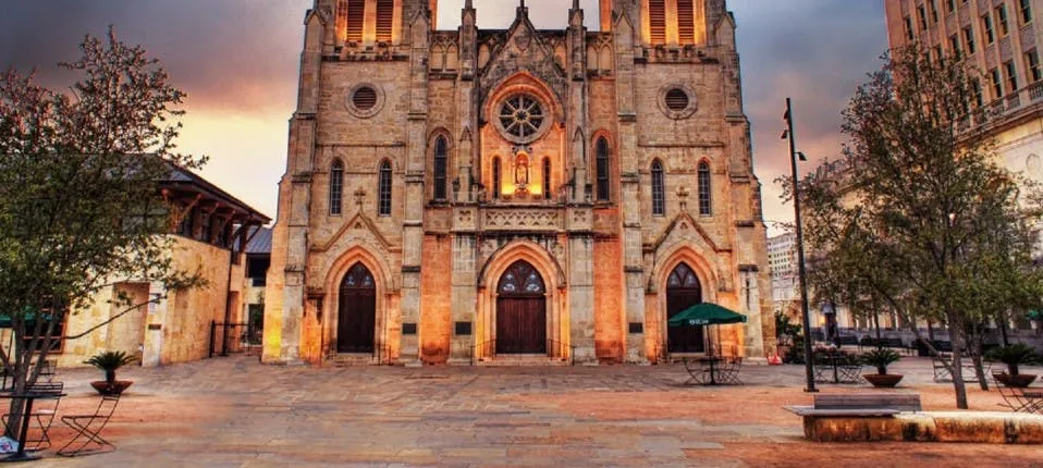 San Antonio: The Grand Historic City full-day tour
