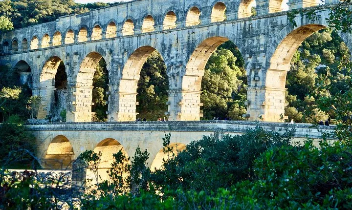 5-day Private Nice, Provence, Burgundy, Paris Live Guided Tour