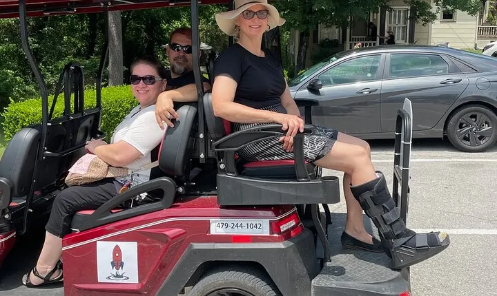 Eureka Rocket: Eureka Springs City Tour by Golf Cart