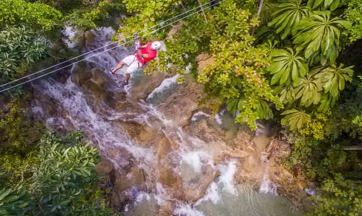 Dunn's River Falls and Zipline (Over the Falls) Adventure Tour from Ocho Rios