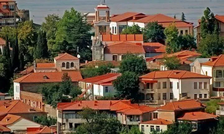 Private Tour at Kakheti Bodbe Monastery and Sighnaghi Love City