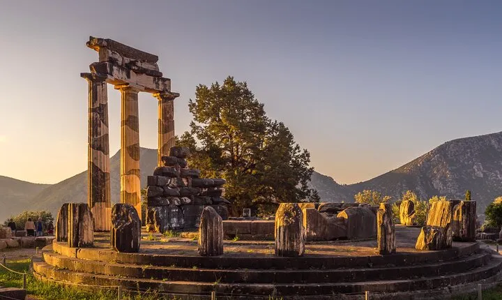 Delphi Private Tour