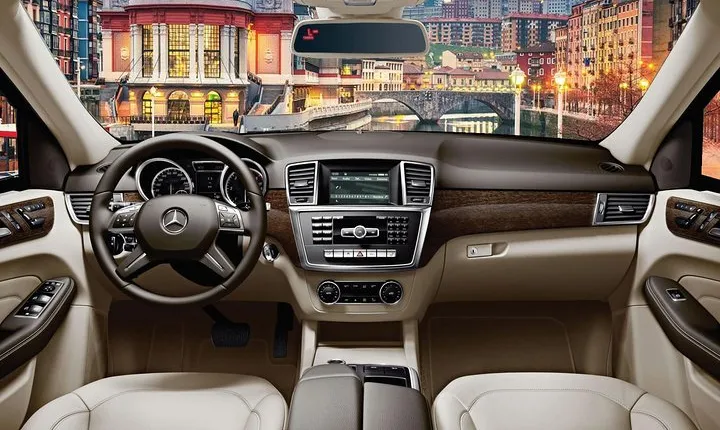 Private Transfer from San Sebastian to Bilbao Airport (BIO)