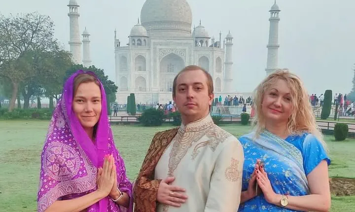 Luxury Taj Mahal and Agra Day Tour from Delhi. Maharaja Private Tour.