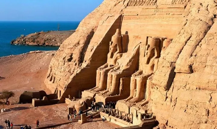Abu Simbel Tours by Vehicle