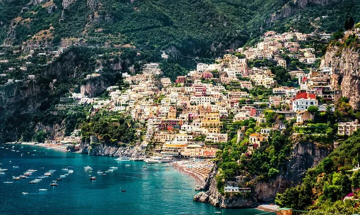 Naples to Sorrento, Amalfi and Vetri sul mare 8 hours trip