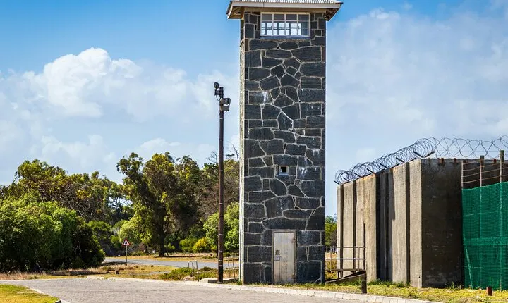Table Mountain and Robben Island Private Tour