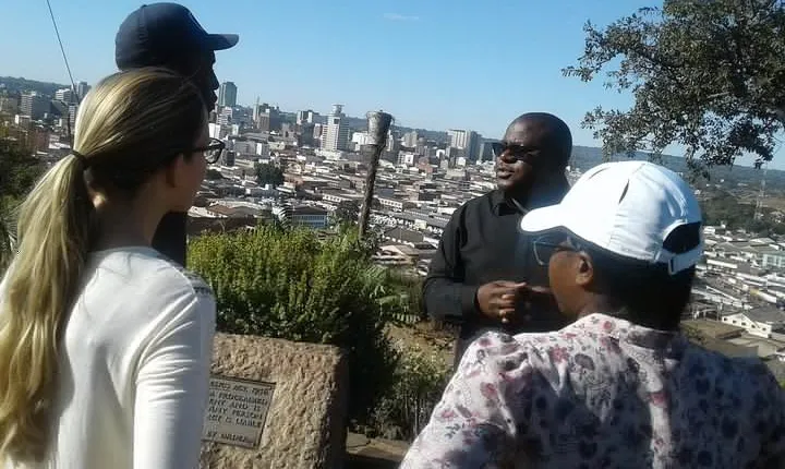 Harare City Tour & Zimbabwe Highlights