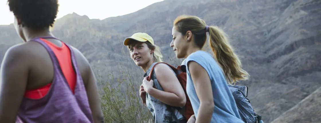 Day Hike in Nightingale Valley to Manolates Village