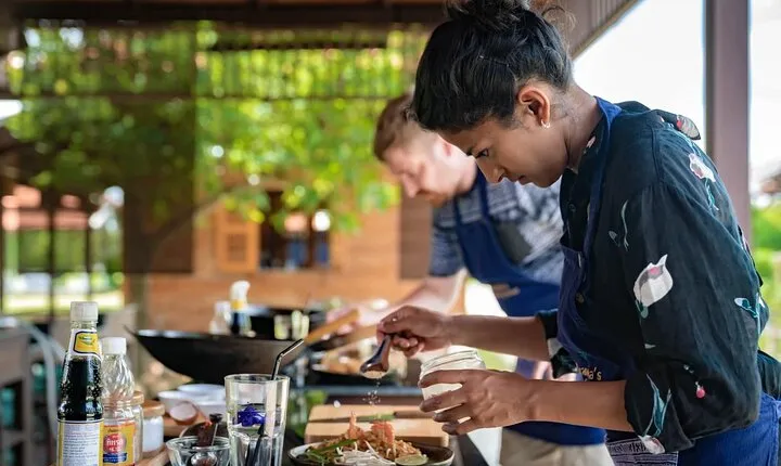 Chiang Mai Organic Farm Thai Cooking Class