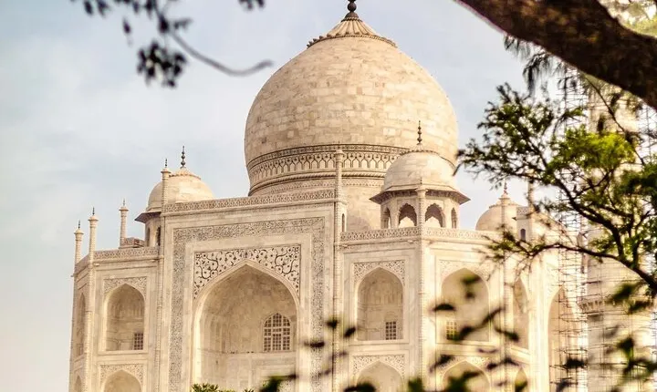 Agra: Taj Mahal Sunrise and Sunset Tour With Fatehpur Sikri