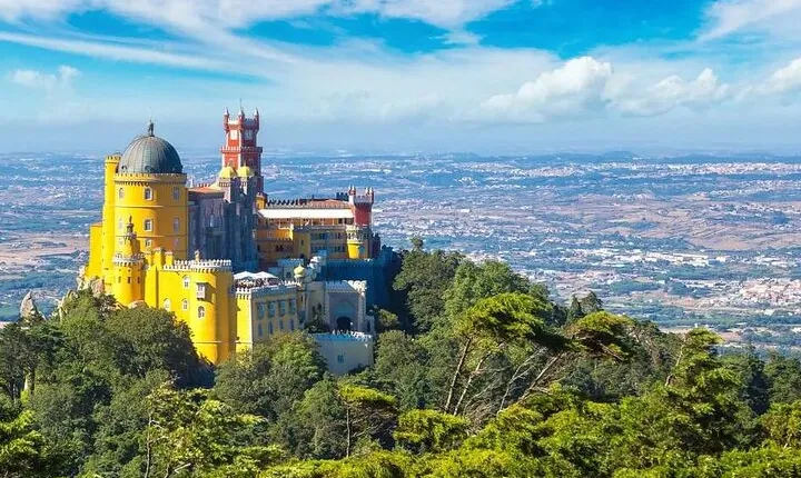 Private Day Tour to Sintra and Cascais