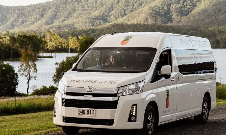 Barefoot Luxury Mount Tamborine Winery Tour from Gold Coast