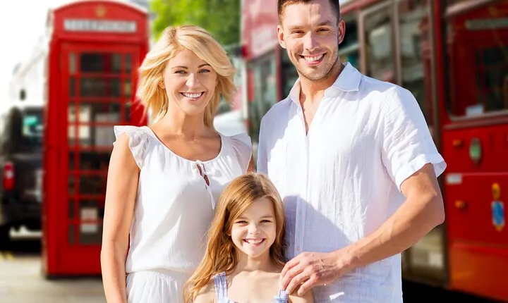 London Family-Friendly Walking Tour with Fun Activities