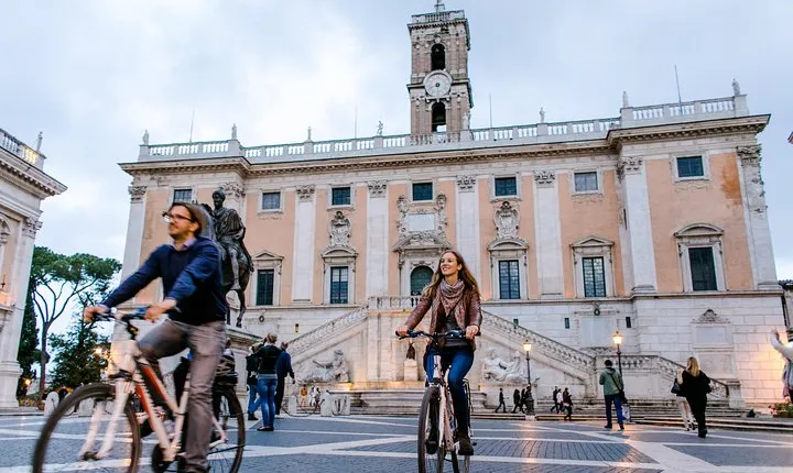 Rome City E-Bike Tour in Small Groups