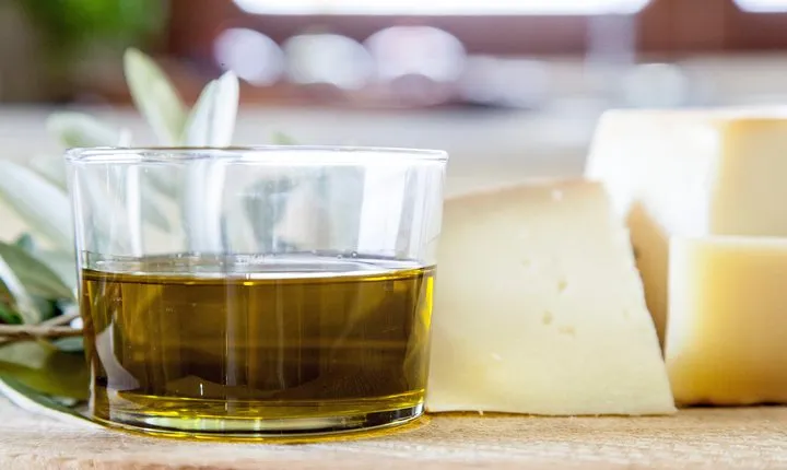 Dining Experience at a local's Home in Albano Laziale with Show Cooking