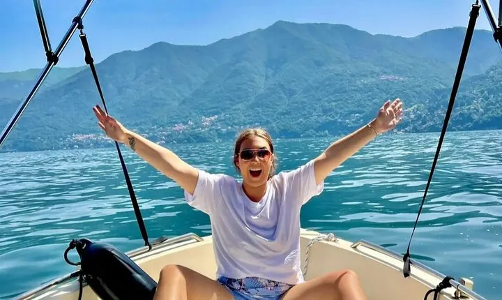 1 Hour Boat Rental Without License 40cv Engine on Lake Como