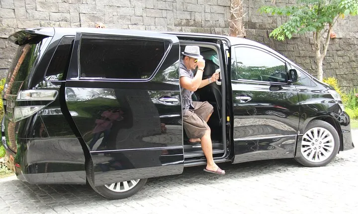 Private Transfer from Nagoya Chubu Airport (NGO) to Toyama Port