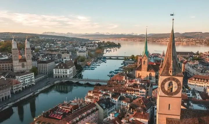 Private direct transfer from Geneva to Zurich